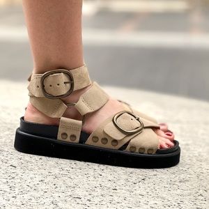 {Pastelle by Patrica Elbaz} Leather Strap Sandals